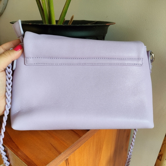 Lavender Padded Shoulder Sling Bag - Picture 6 of 13